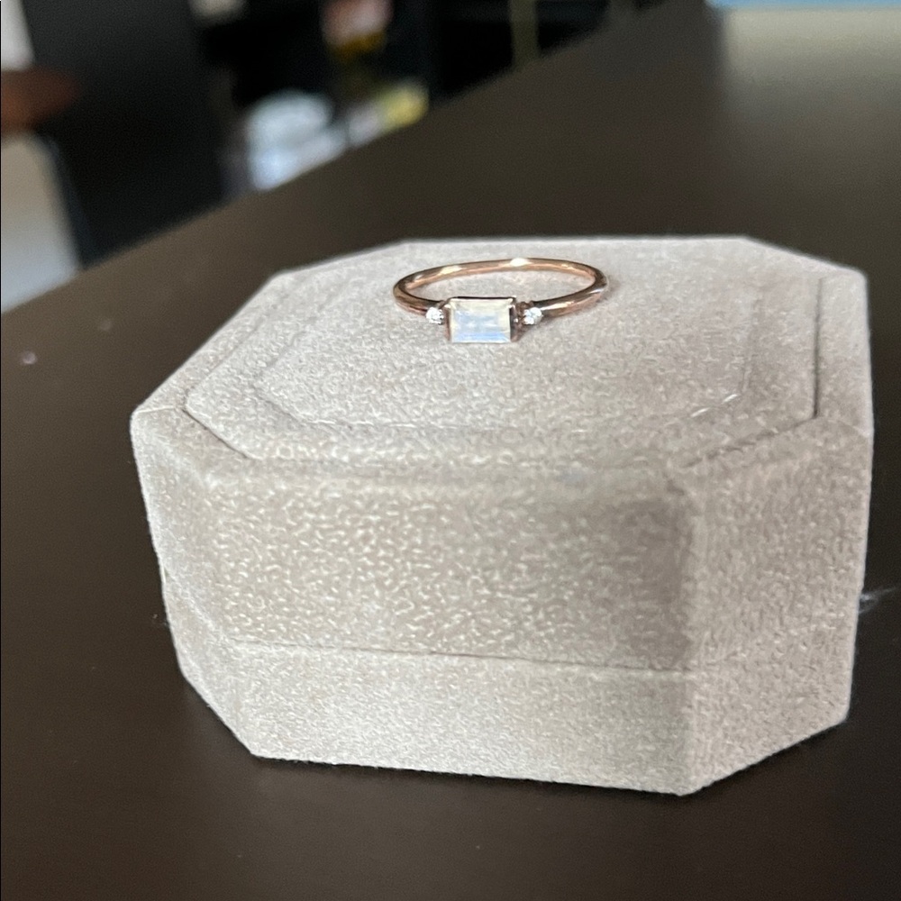Rose Gold Moonstone Ring sz 10